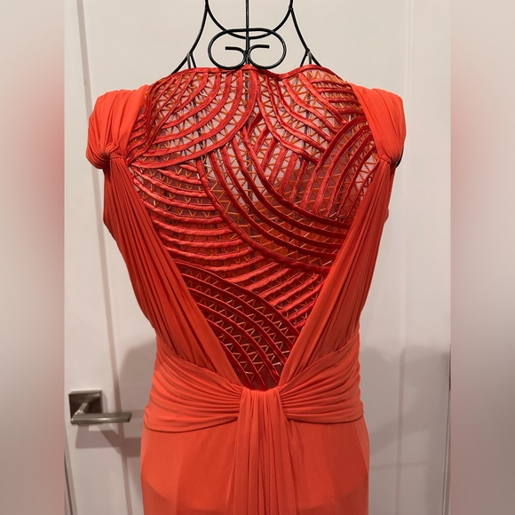 Front-ruched Coral color dress with an open back - Picture 7 of 15